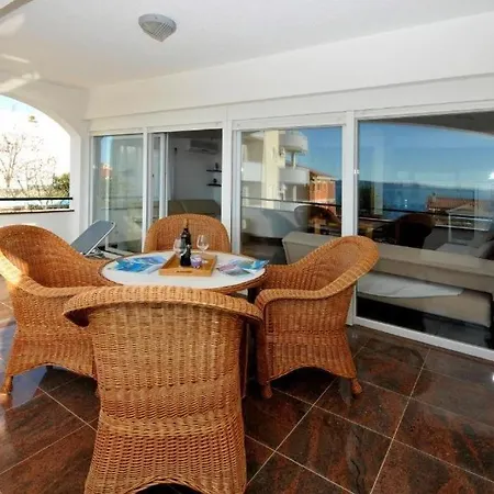 Svalina Apartment *