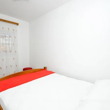 Apartment Svalina Trogir