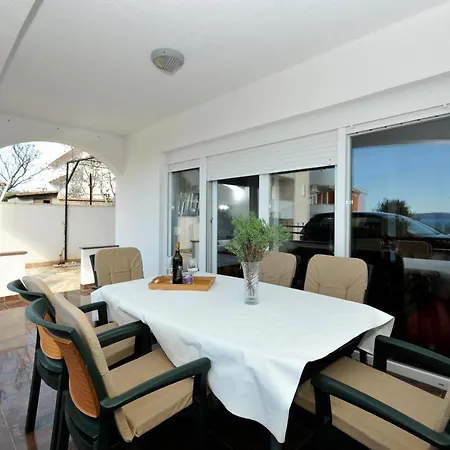 Apartment Svalina